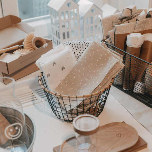 Servietten Regenbogen im 4er Set  (VE = 5 Stück)