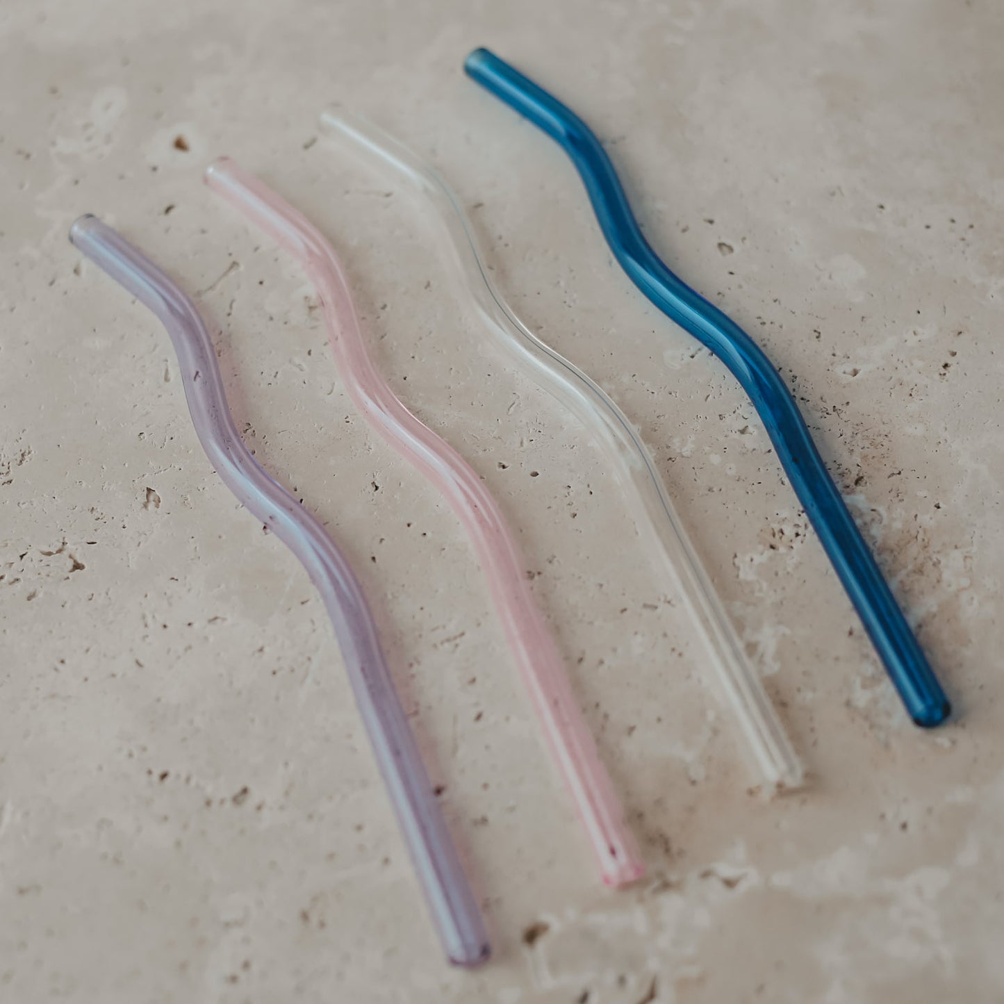 Pailles ondulées en verre 20cm rose par lot de 4 (VE = 10 lots)