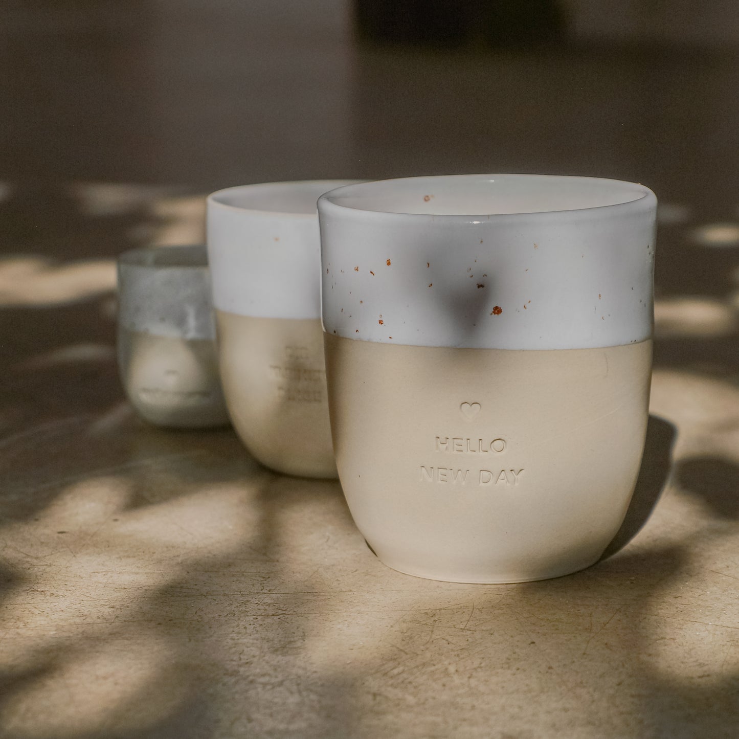 Becher Hello New Day (VE = 4 Stück)