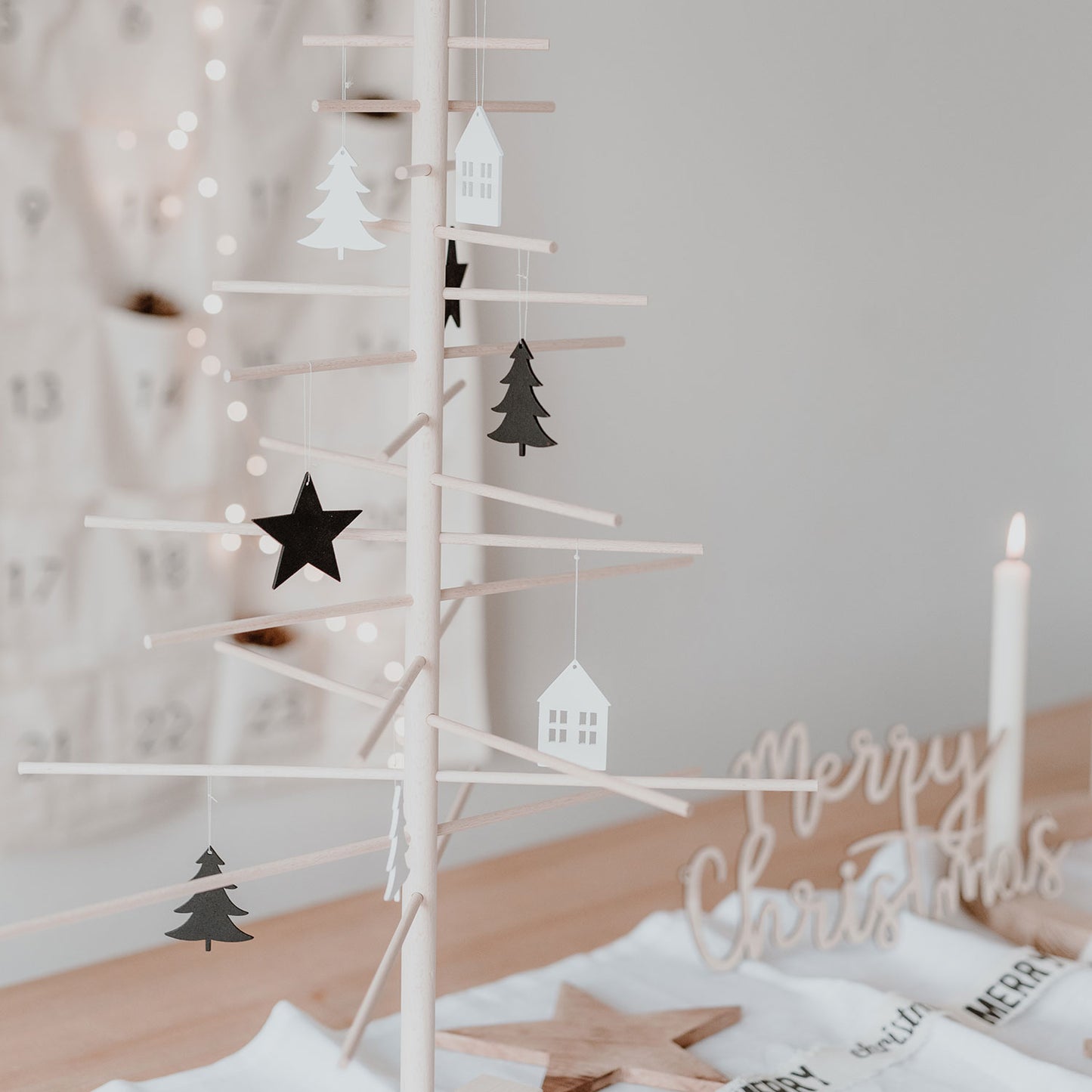 Holzanhänger Tanne schwarz im 8er Set (VE = 8 Stk)