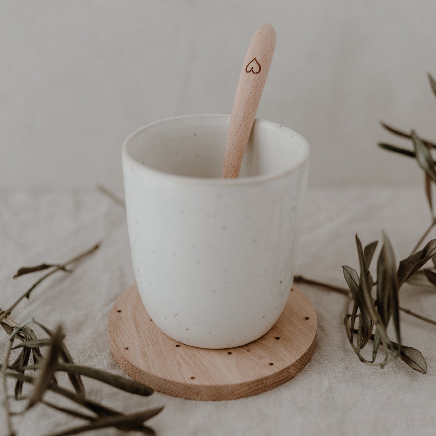 Untersetzer aus Eiche Punkte (VE = 8 Stk)