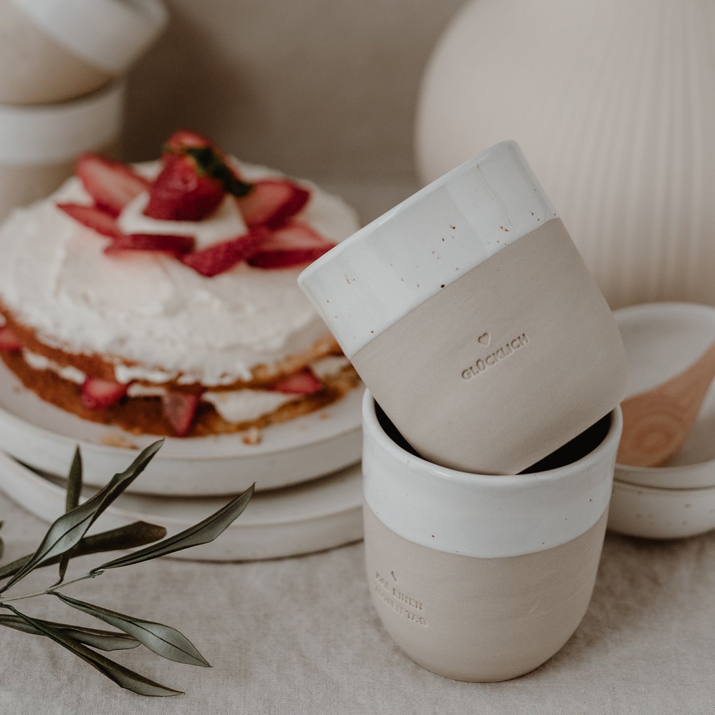 Becher Glücklich (VE = 4 Stück)