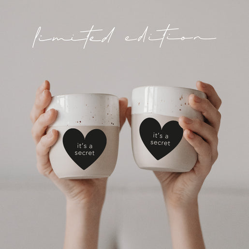 Secret Sale - Limitierter Becher für kleine Pausen (deutsch) (VE = 4 Stk.)