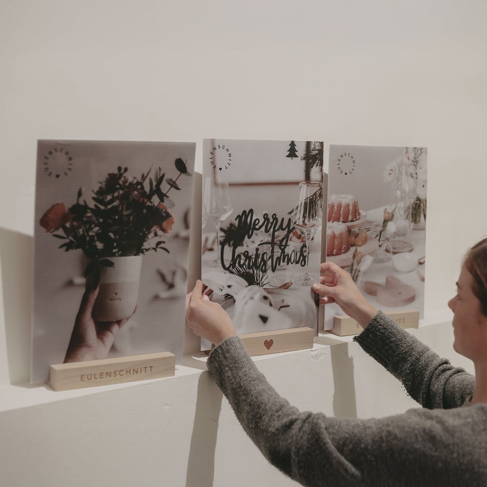 POS mood images for oak wood stands