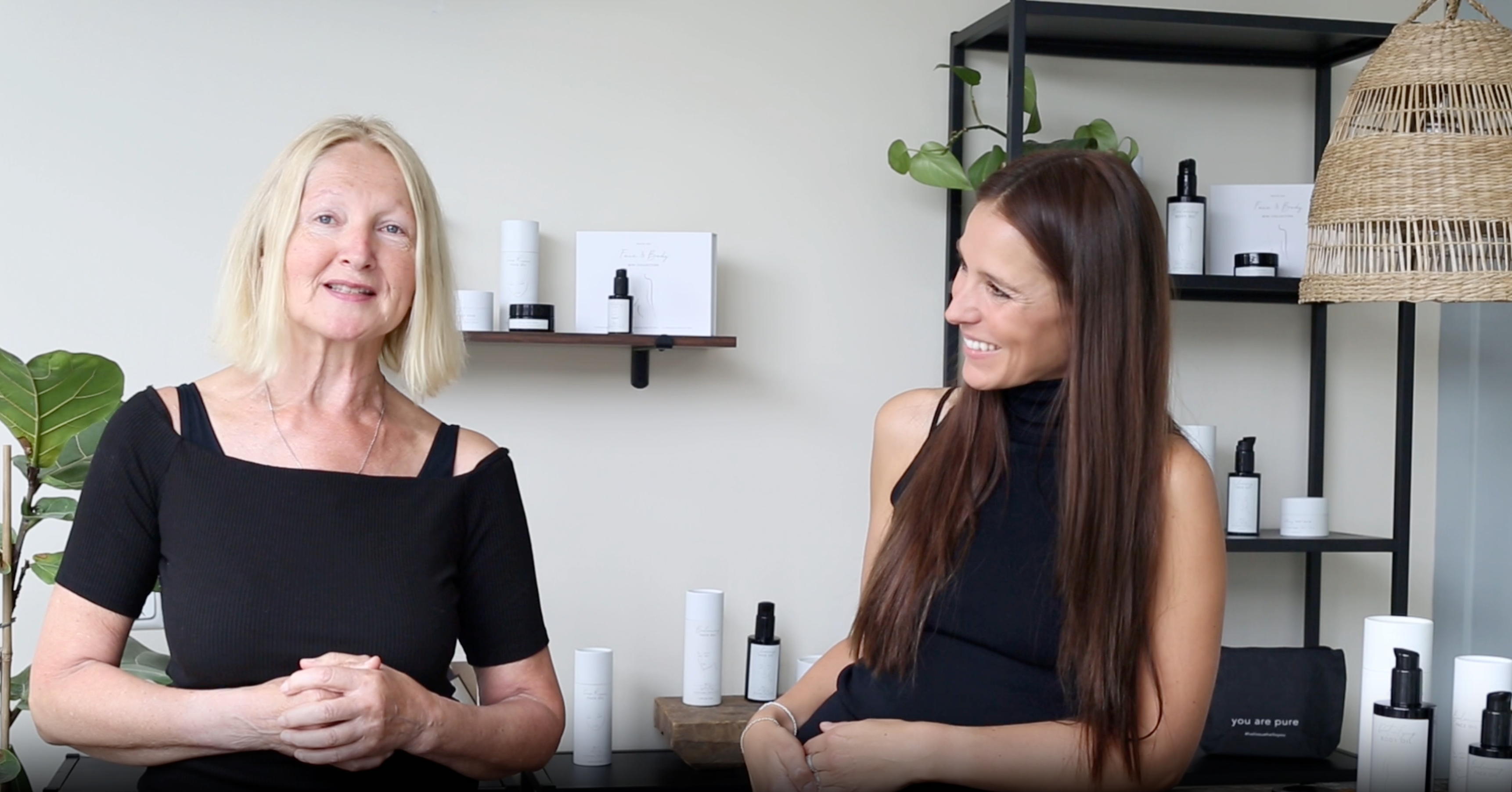 Video laden: Entdecke Hello Sue mit uns