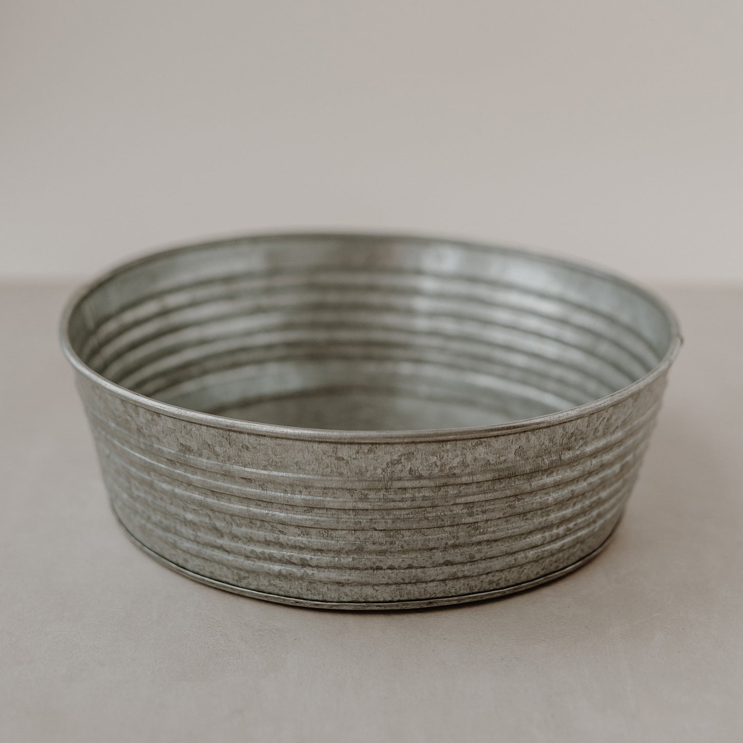 Metal box round 30cm (PU = 6 pieces)