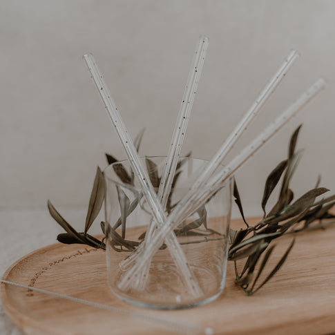 Glass straws dots black 20cm in a set of 4 (PU = 10 sets)
