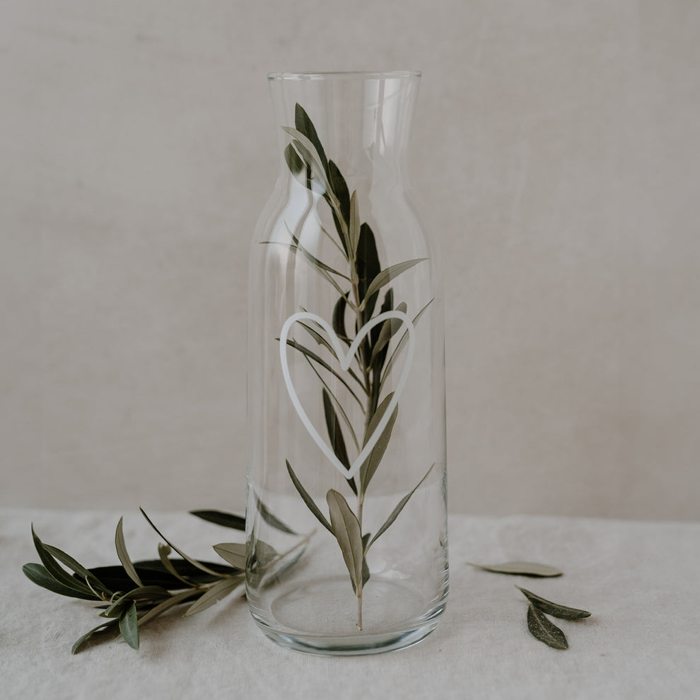 Carafe heart white (PU = 6 pieces)