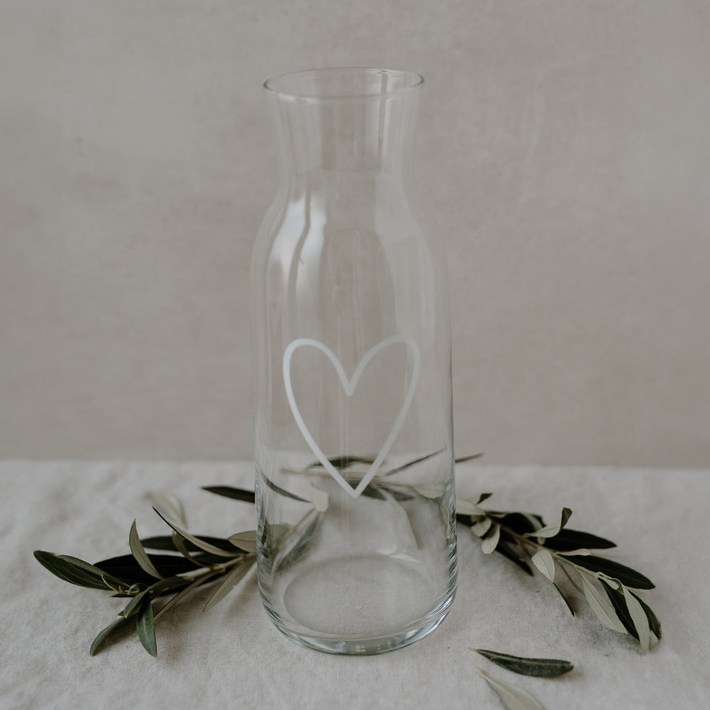 Carafe heart white (PU = 6 pieces)