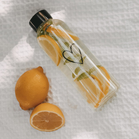 Bouteille d'eau cœur (VE = 6 pcs.)