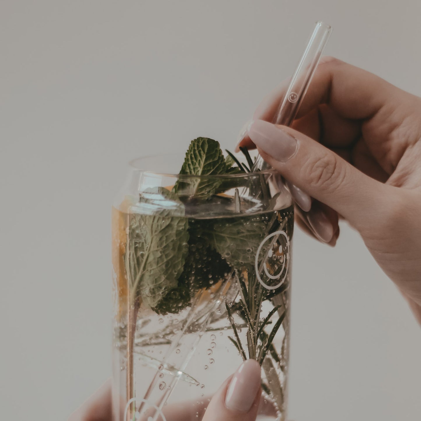 Smiley glass straws 20cm in 4-piece set (VE = 10 sets)