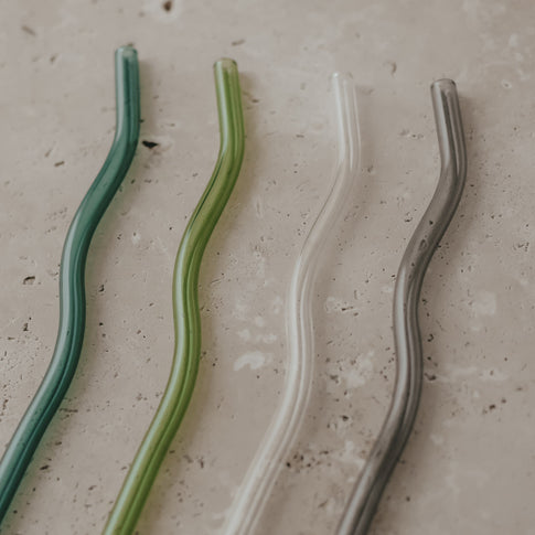 Wavy glass straws 20cm green in 4-piece set (VE = 10 sets)