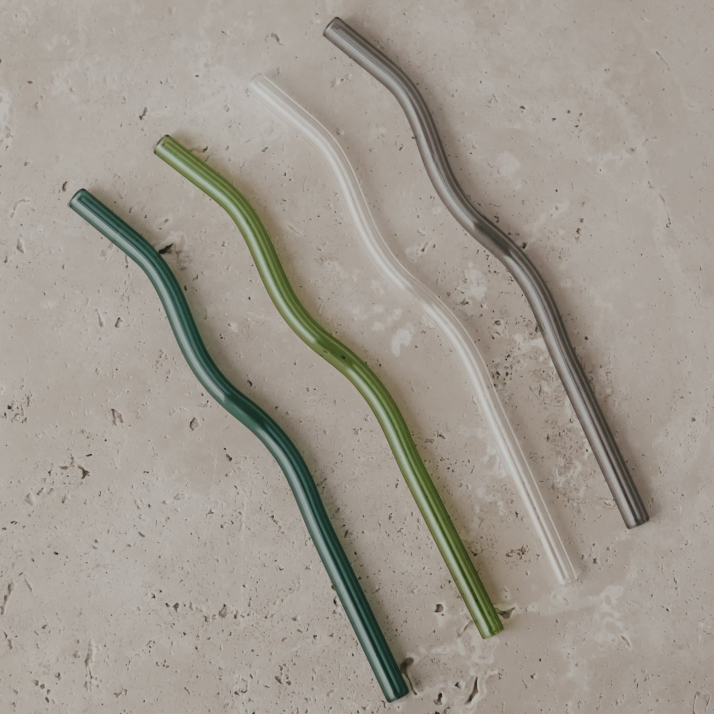 Wavy glass straws 20cm green in 4-piece set (VE = 10 sets)