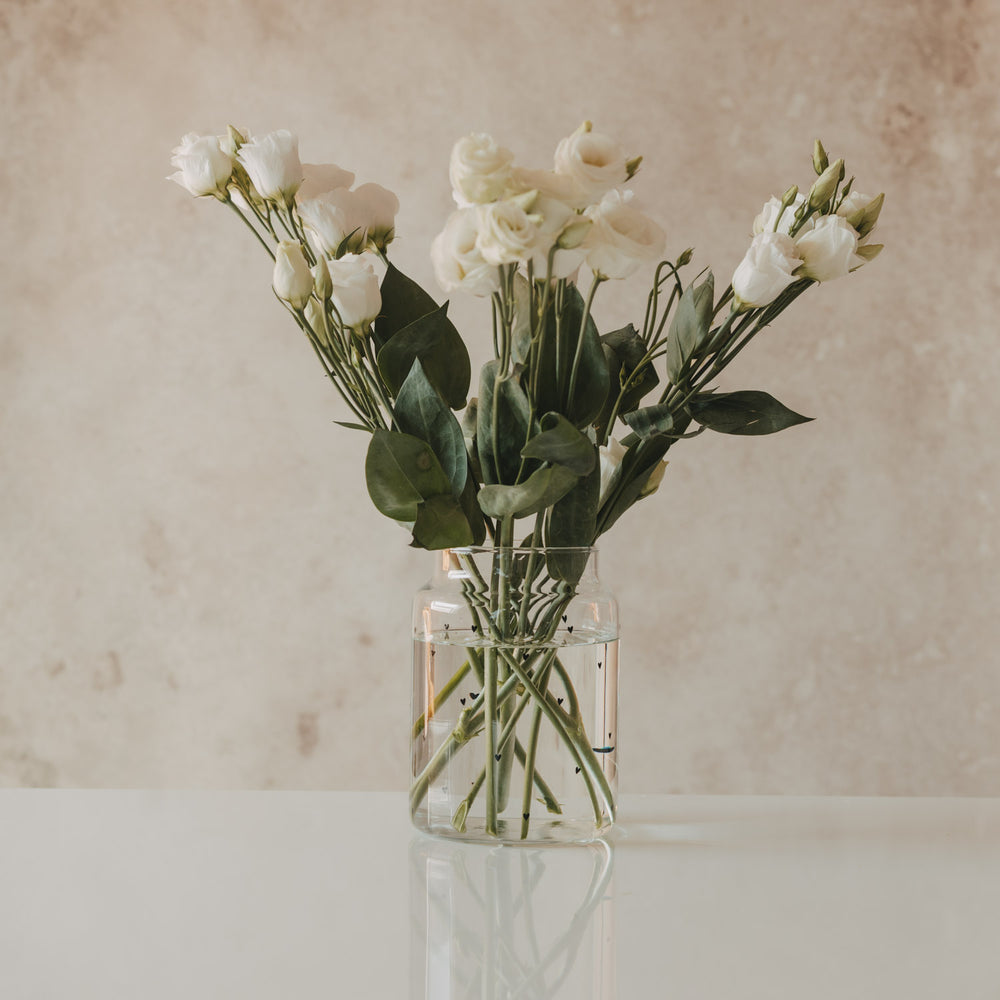 Vase aus Glas groß Herzen schwarz (VE = 6 Stk.)