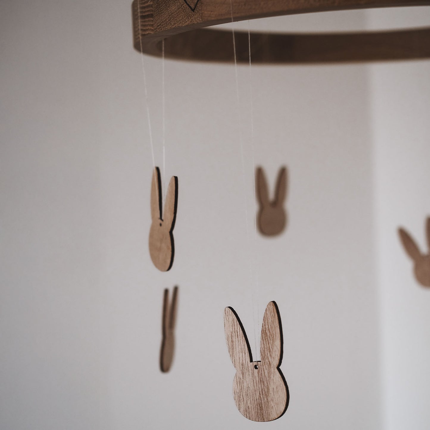 Wooden Pendant Rabbit Natural in a Set of 8 (PU = 8 sets)
