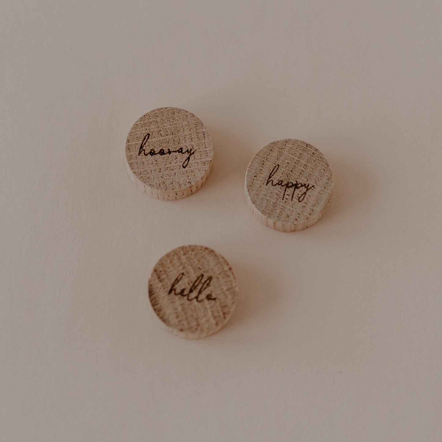 Wooden magnet 3-piece set Hooray (VE = 6 sets)