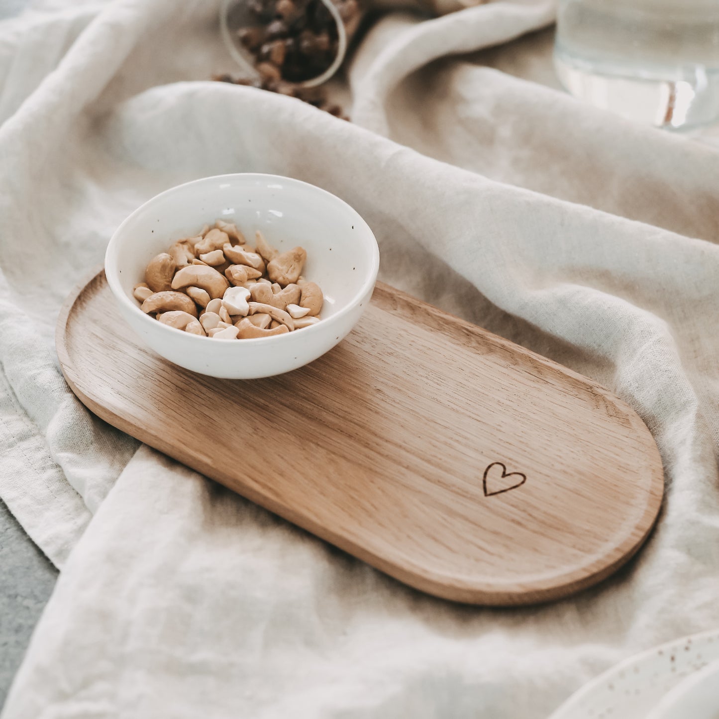 Tray Heart made of Oak (PU = 3 pcs)
