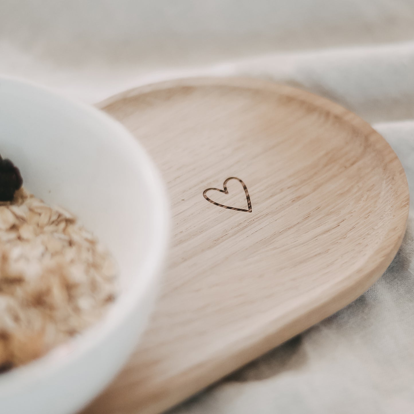 Tray Heart made of Oak (PU = 3 pcs)