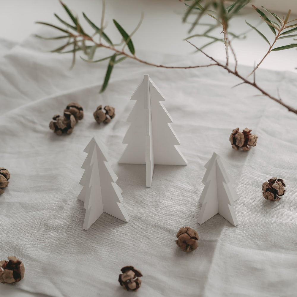 3-piece set small white Christmas trees (pack of 6 pcs.)