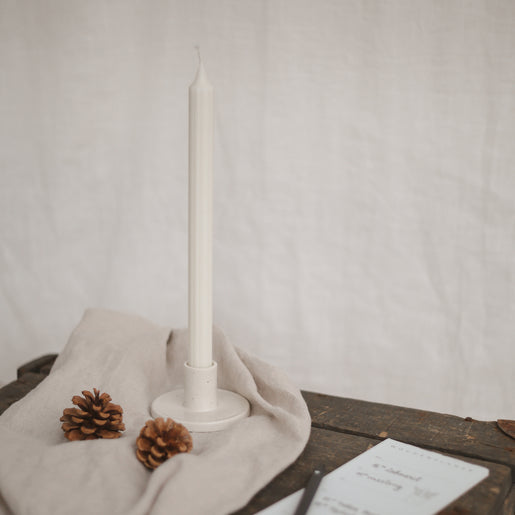 Bougies droites blanches en lot de 4 (VE = 8 pcs)