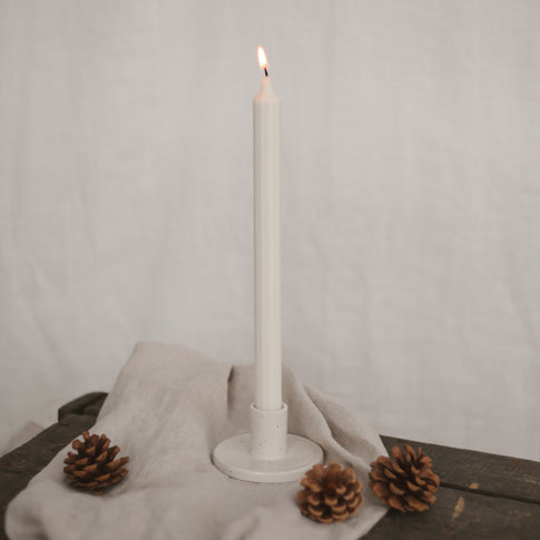 Bougies droites blanches en lot de 4 (VE = 8 pcs)