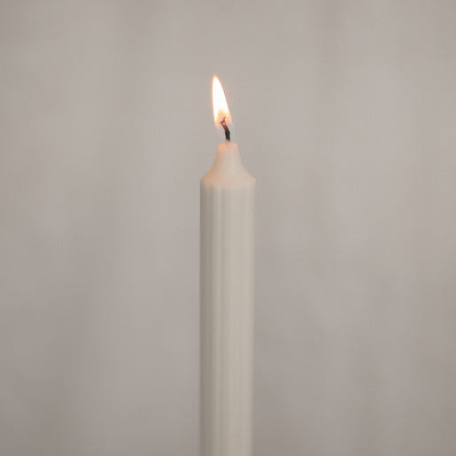 Bougies droites blanches en lot de 4 (VE = 8 pcs)