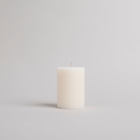 Block candle grooves 70 x 100 white (pack = 6 pcs)