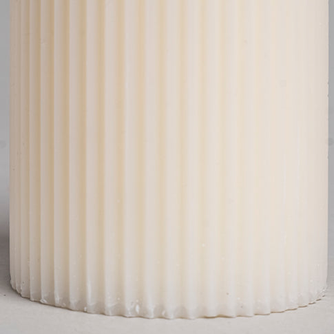 Block candle grooves 70 x 100 white (pack = 6 pcs)