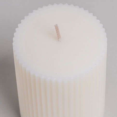 Block candle grooves 70 x 100 white (pack = 6 pcs)