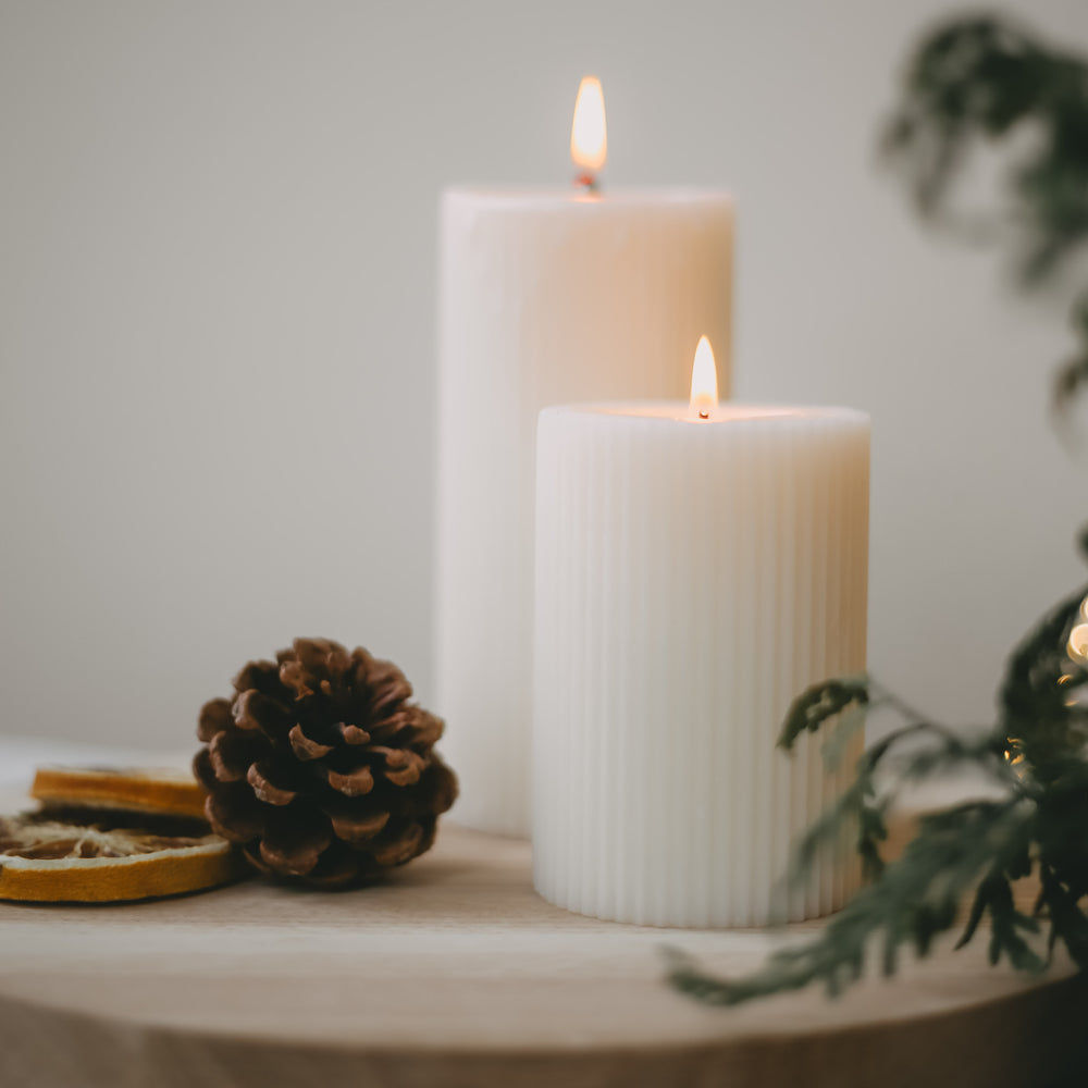 Block candle grooves 70 x 100 white (pack = 6 pcs)