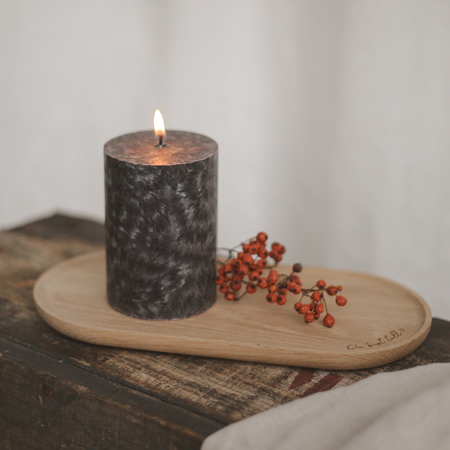 Block candle Olive 70x100 black (pack = 6 pcs)