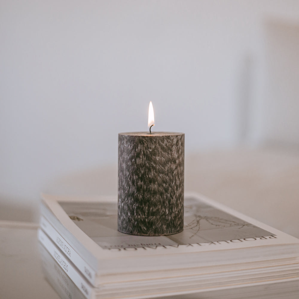 Block candle Olive 70x100 black (pack = 6 pcs)