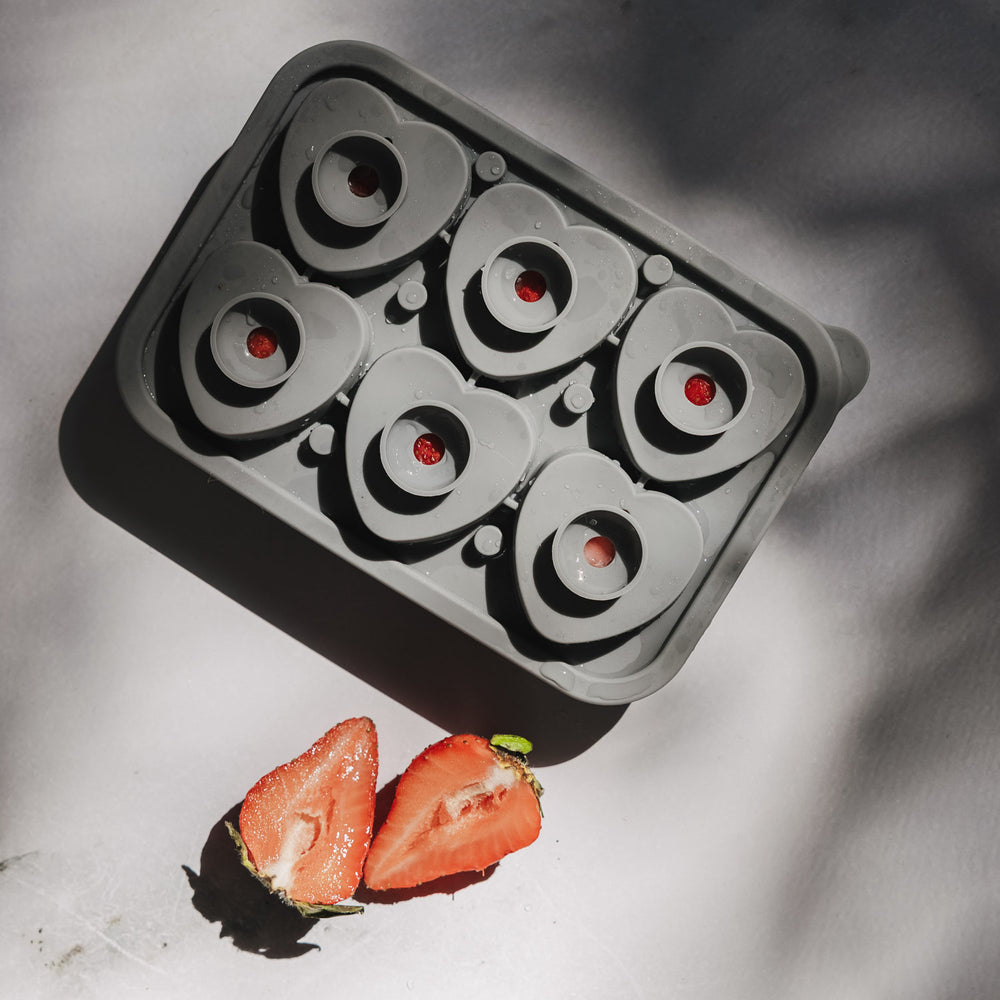 Ice cube tray hearts gray (PU = 6 pcs)