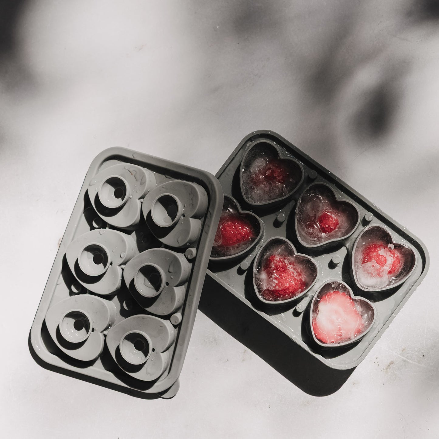 Ice cube tray hearts gray (PU = 6 pcs)