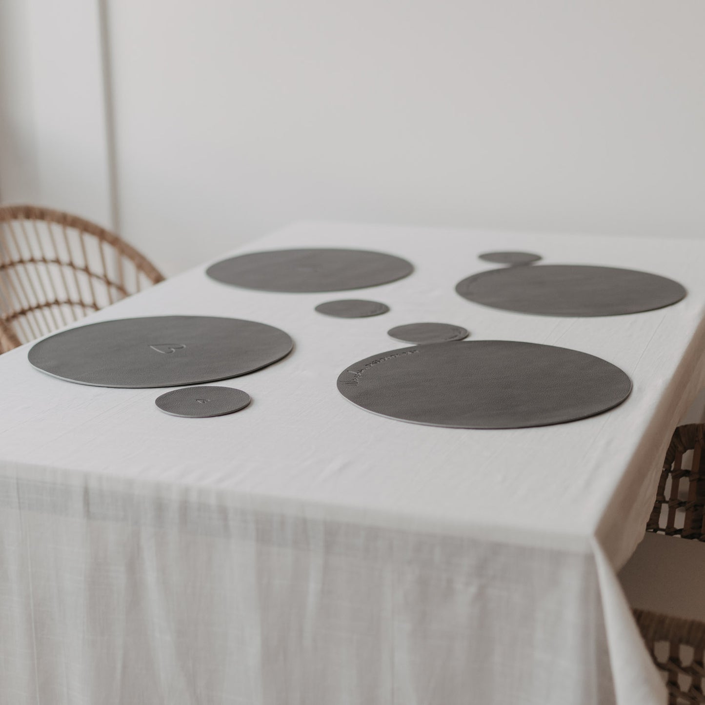 Wendbares Platzset Herz Grau (VE = 6 Stk.)