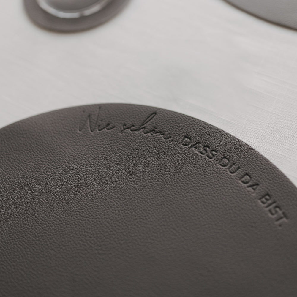 Wendbares Platzset Wie schön Grau (VE = 6 Stk.)