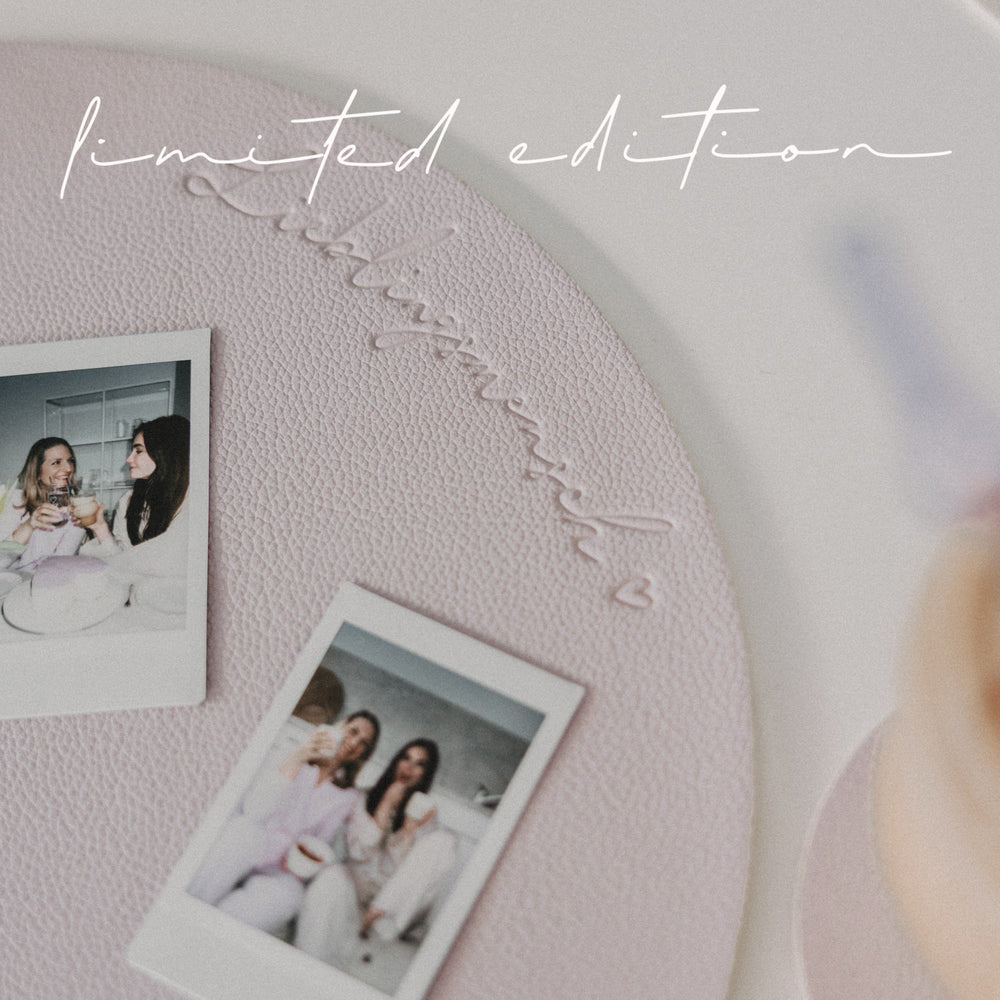 Limitiertes wendbares Platzset Lieblingsmensch Flieder (VE = 6 Stk.)