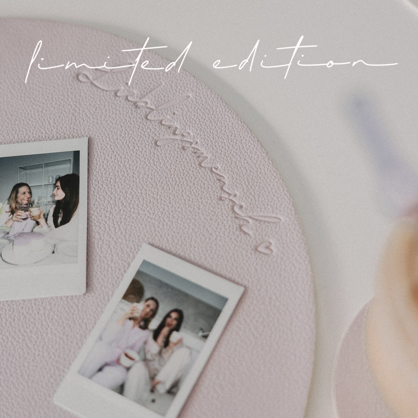 Limitiertes wendbares Platzset Lieblingsmensch Flieder (VE = 6 Stk.)