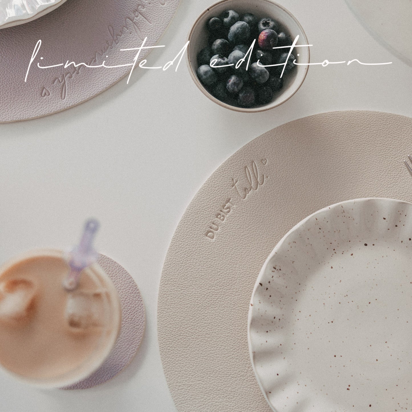 Limitiertes wendbares Platzset Du bist toll Flieder (VE = 6 Stk.)