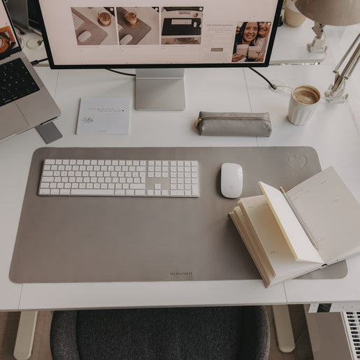 Schreibtischunterlage soft Herz grau (VE = 6 Stk.)