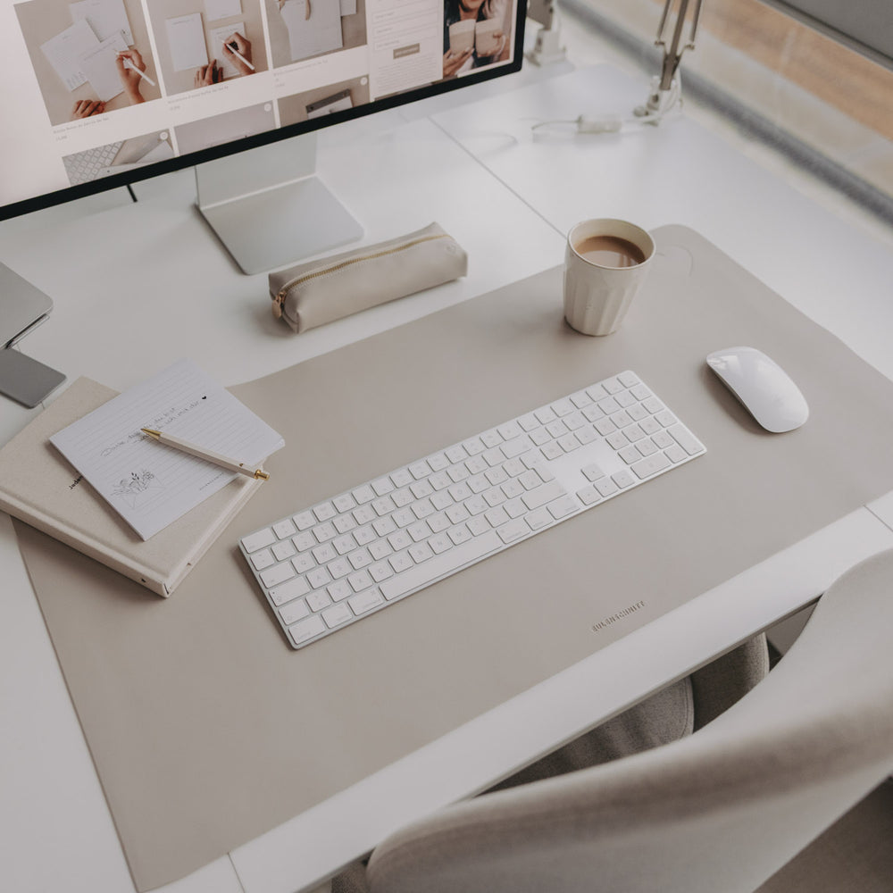 Schreibtischunterlage soft Herz taupe (VE = 6 Stk.)