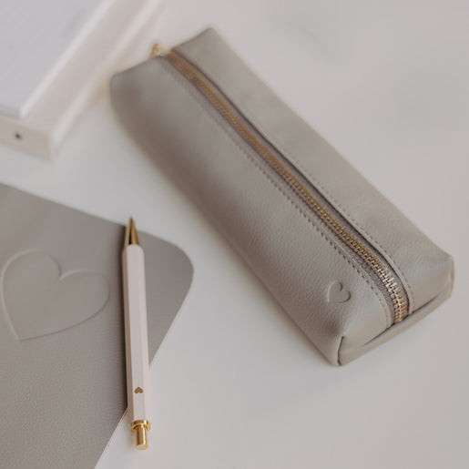 Federtasche Herz grau (VE = 6 Stk.)