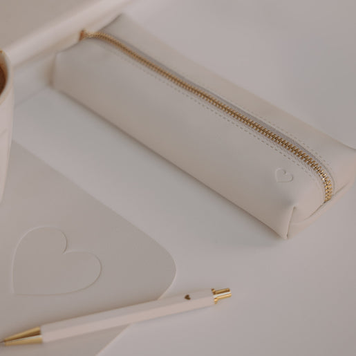 Federtasche Herz creme (VE = 6 Stk.)