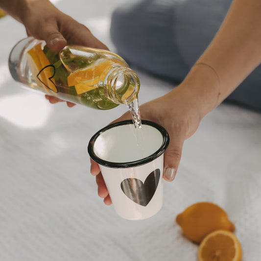 Becher émaillé cœur (VE = 6 pcs)