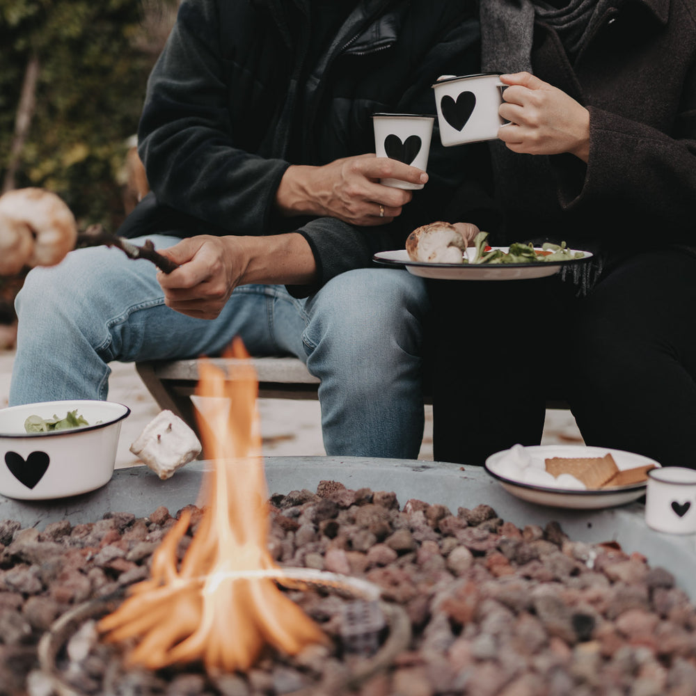 Emaille Becher Herz (VE = 6 Stk)