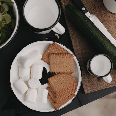 Emaille Frühstücksteller Herz (VE = 6 Stk)