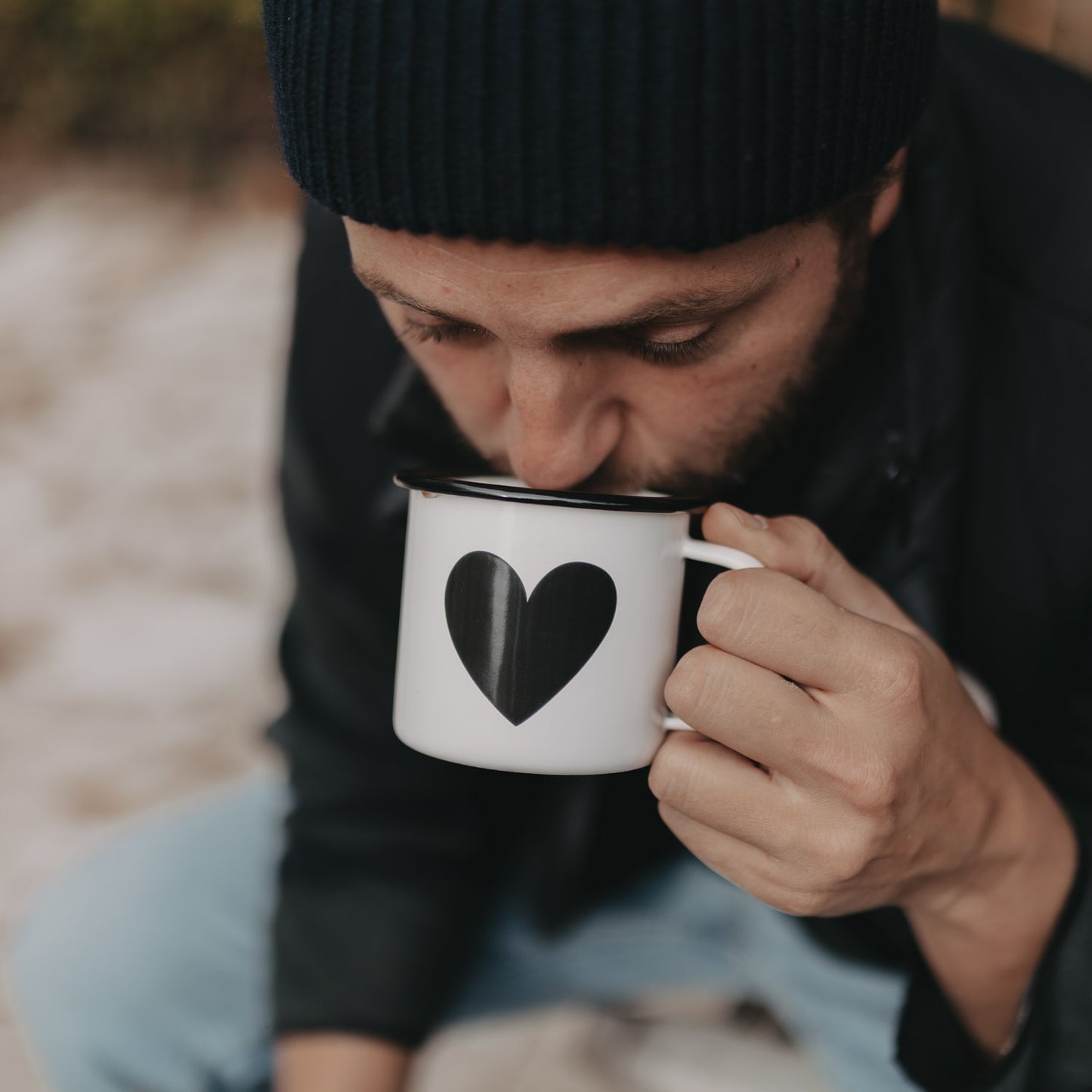 Emaille Tasse Herz (VE = 6 Stk)