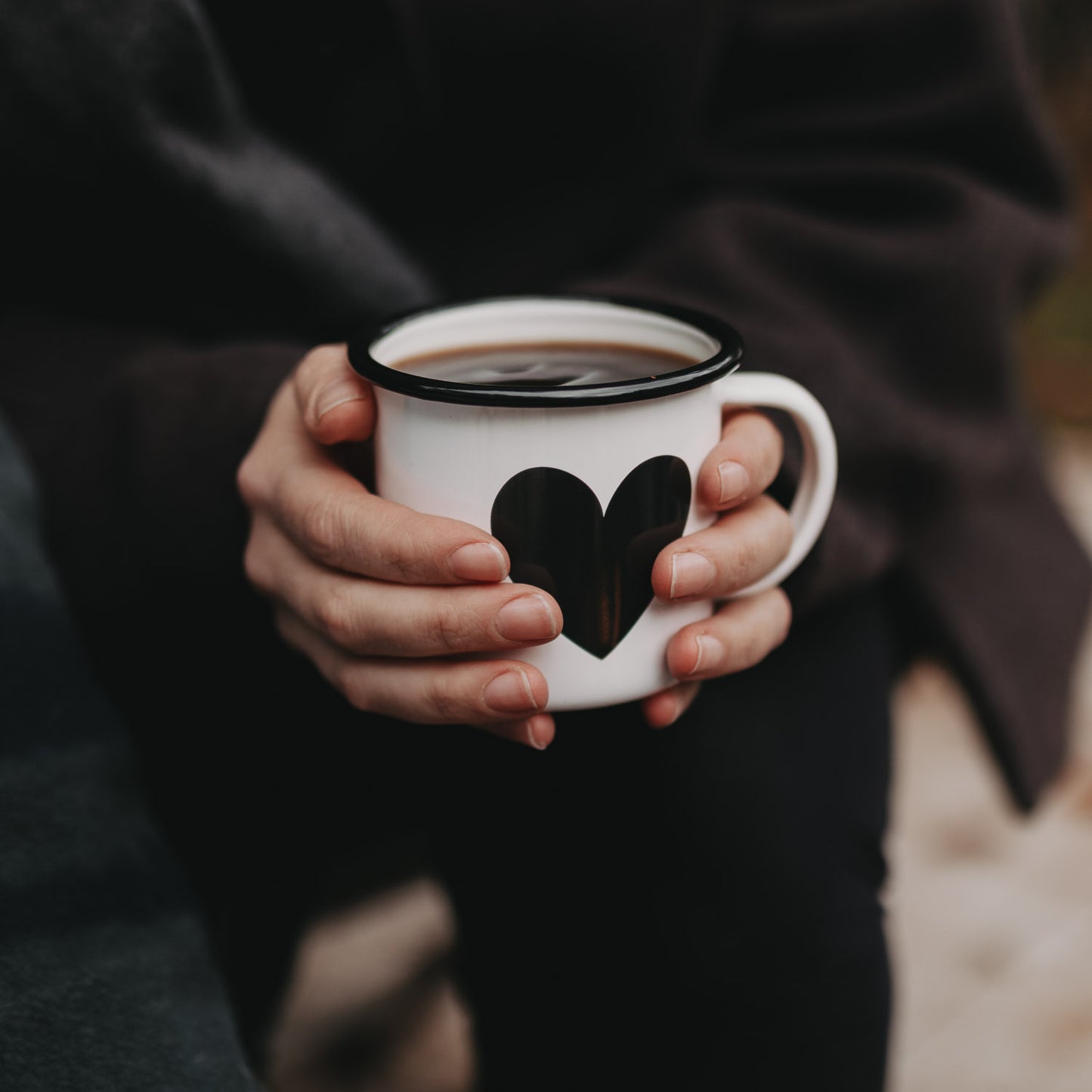 Emaille Tasse Herz (VE = 6 Stk)