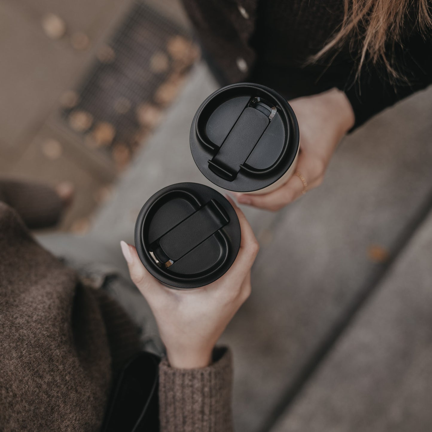 To go Becher Herz schwarz (VE = 4 Stk.)