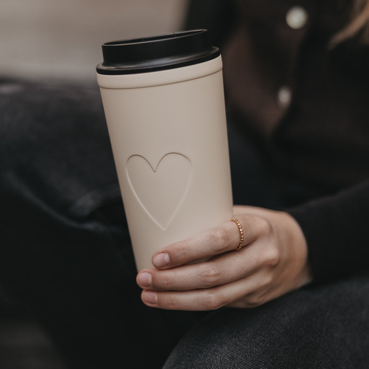 To go Becher Herz creme (VE = 4 Stk.)